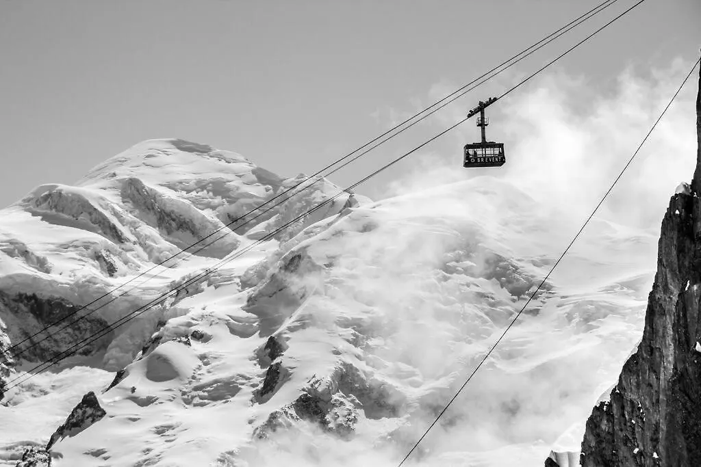 Le Cristal - Central Apartment Close To The Slopes & Free Parking - By Cozee Rentals Chamonix Mont Blanc Francia