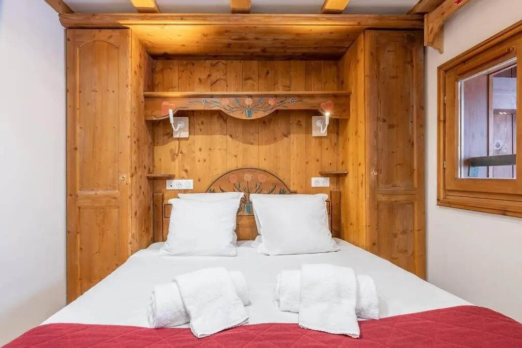 Le Cristal - Central Apartment Close To The Slopes & Free Parking - By Cozee Rentals Chamonix Frankreich